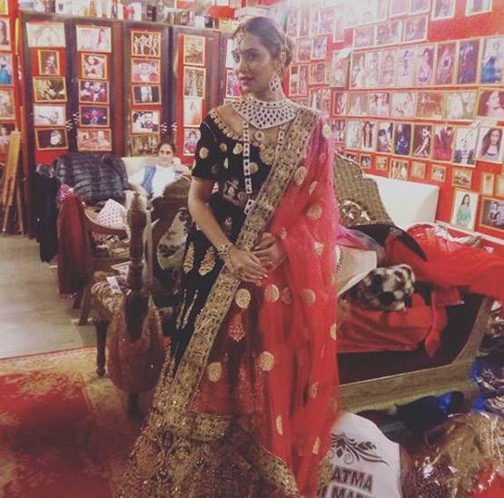 बिग बॉस के बाद ब्राइडल लुक में नजर आईं आवाम की चहेती अर्शी खान