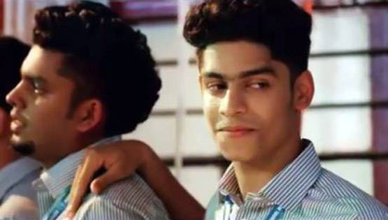 क्या इन्होंने 40 साल पहले लिखा था प्रिया का गाना? अब करते हैं ये काम