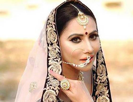 दिया और बाती फेम एक्ट्रेस चर्चा में, इस वजह से फोटो की डिलीट!