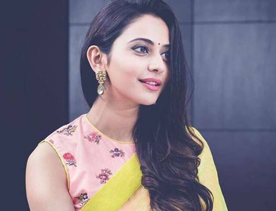 ये हैं रकुल प्रीत सिंह, पंजाबी पर साउथ की फिल्मों से मिला पहला ब्रेक