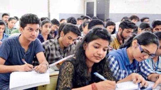 जानें रेलवे भर्ती परीक्षा से जुड़ी हर बात, अब तक क्या-क्या हुए बदलाव