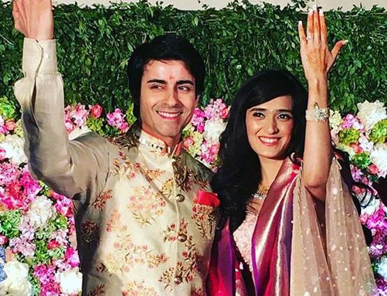 संगीत में गौतम-पंखुड़ी का रोमांटिक डांस, सलमान-कैट से इंस्पायर Look