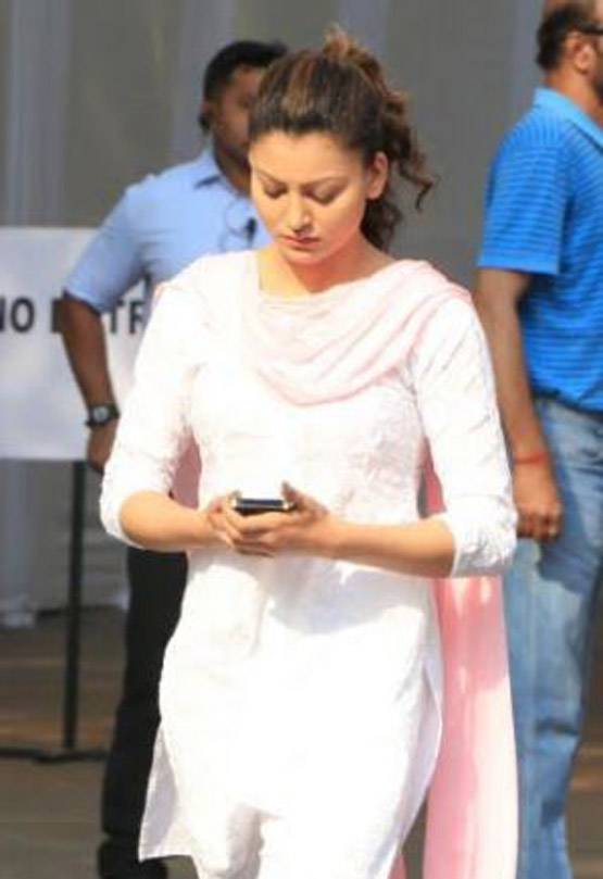 PHOTOS: श्रीदेवी को आखिरी विदाई देने पहुंचे बॉलीवुड सेलेब्स