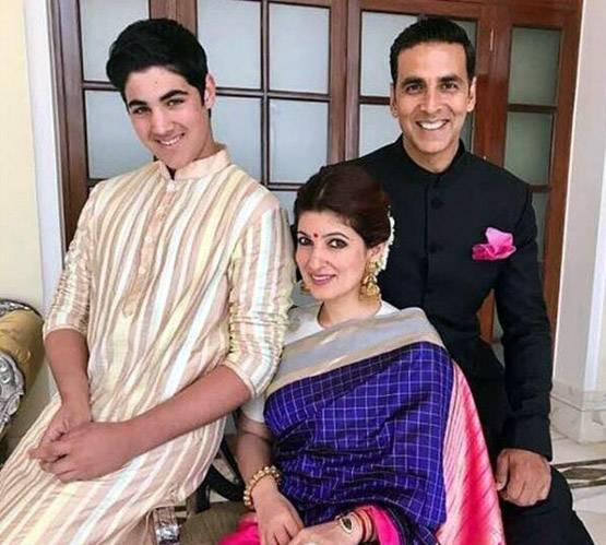 ट्विंकल ने बताया- उनके किसिंग सीन पर बेटे आरव का रिएक्शन