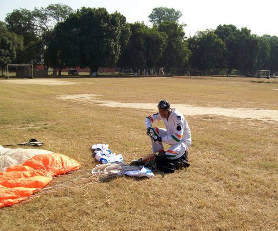 सेक्स वीडियो चैट के लिए IAF अफसर ने लीक कर दिए सेना के सीक्रेट