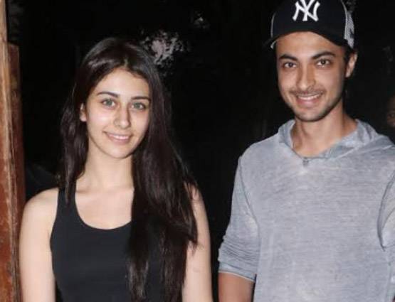 सलमान के जीजा संग पहली बार दिखीं उनकी हीरोइन, तस्वीरें Viral