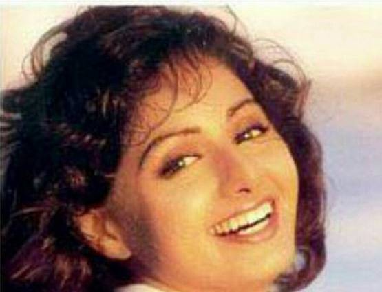 श्रीदेवी के निधन के बाद इंटरनेट पर वायरल हो रहीं ये 12 तस्वीरें