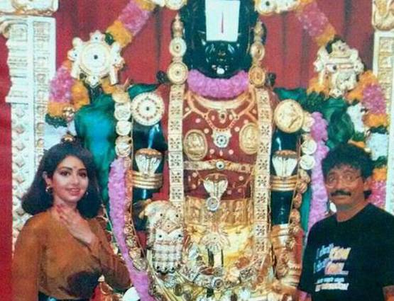 श्रीदेवी के निधन के बाद इंटरनेट पर वायरल हो रहीं ये 12 तस्वीरें