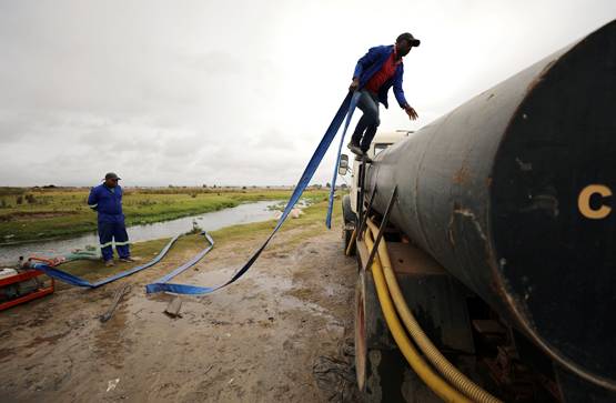 सामने समुद्र है, लेकिन प्यासा है 4.5 लाख आबादी वाला ये शहर