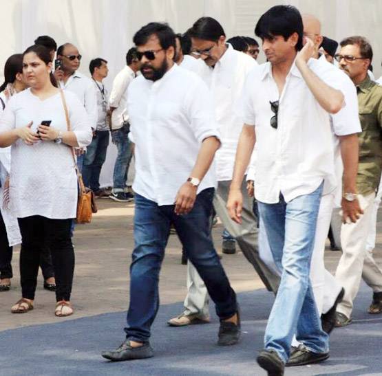 PHOTOS: श्रीदेवी के अंतिम दर्शन के लिए पहुंचे साउथ के ये स्टार्स