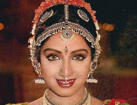 श्रीदेवी के निधन के बाद इंटरनेट पर वायरल हो रहीं ये 12 तस्वीरें
