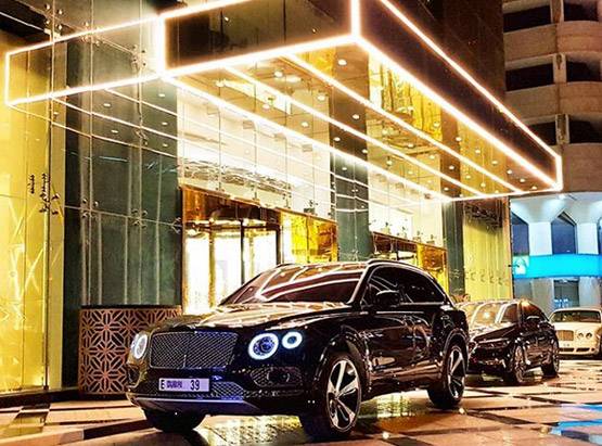 ऐसा है दुनिया का सबसे ऊंचा होटल, इसके सामने एफिल टावर भी है छोटा