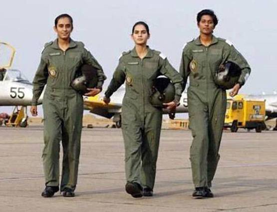 सपना, जुनून, जांबाजी: पहली महिला फाइटर पायलट अवनी की कहानी