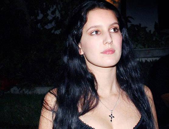 सलमान के जीजा की फिल्म, इस वजह से कटरीना की बहन हो गईं बाहर