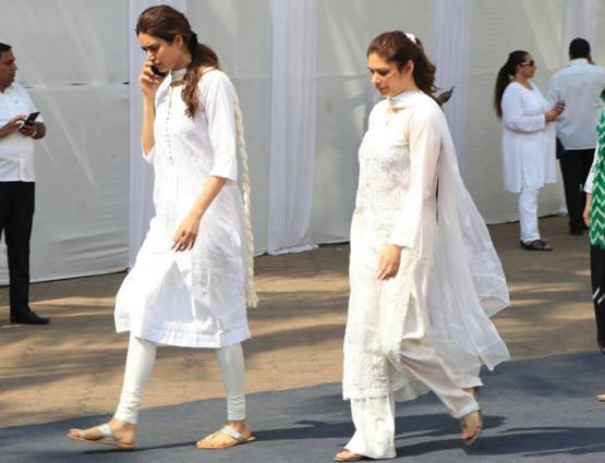 श्रीदेवी के अंतिम दर्शन: रेखा, जया बच्चन समेत पहुंचे ये सेलेब्स