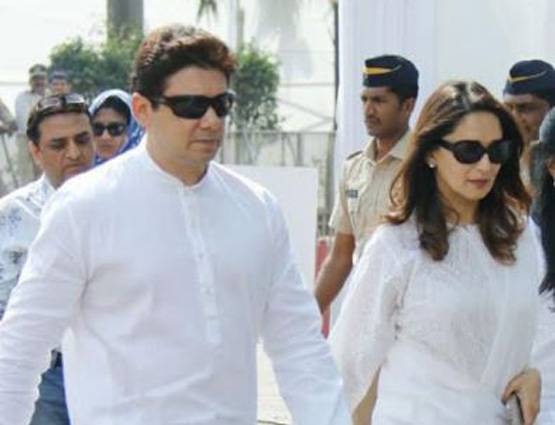 श्रीदेवी के अंतिम दर्शन: रेखा, जया बच्चन समेत पहुंचे ये सेलेब्स