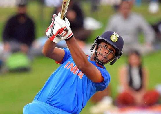 PHOTOS: ग्राउंड से बाहर ऐसा है मनजोत का अंदाज, सेल्फी के दीवाने