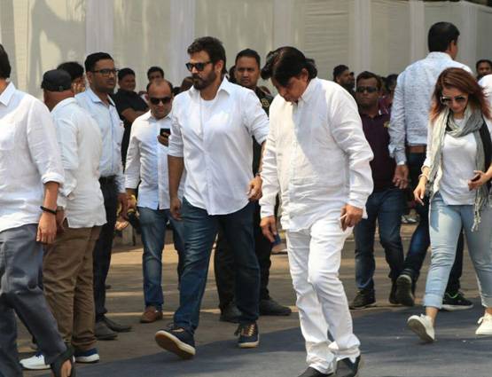 PHOTOS: श्रीदेवी के अंतिम दर्शन के लिए पहुंचे साउथ के ये स्टार्स