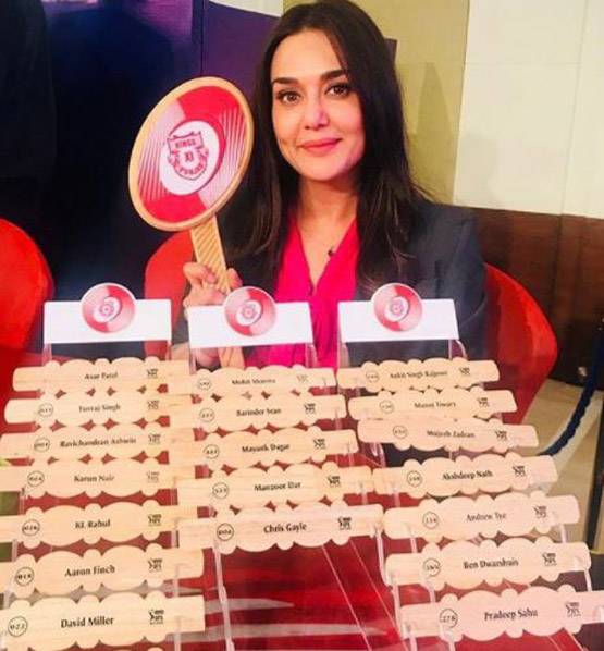 1 दिन में 3 देशों में पार्टी, अपने बर्थ डे पर प्रीति जिंटा ने किया ऐसा