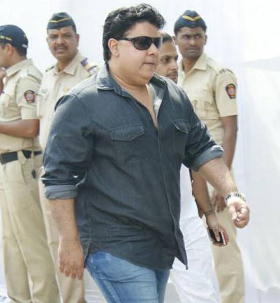 श्रीदेवी के अंतिम दर्शन: रेखा, जया बच्चन समेत पहुंचे ये सेलेब्स