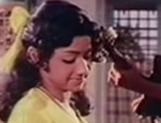 इस वजह से पढ़ाई बीच में छोड़ श्रीदेवी को फिल्मों में आना पड़ा