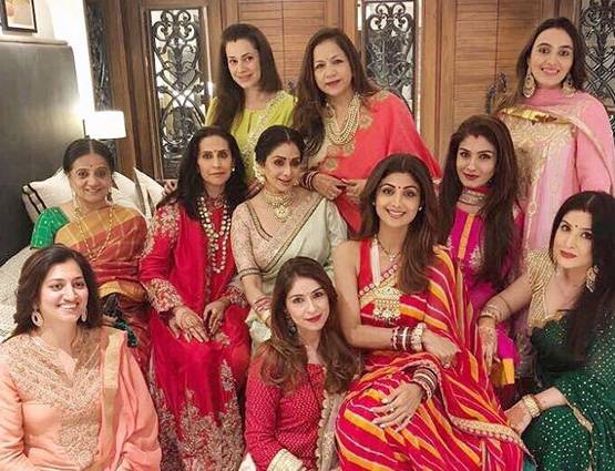 पति का किस, बेटी संग सेल्फी... श्रीदेवी की फेवरेट आखिरी 32 तस्वीरें