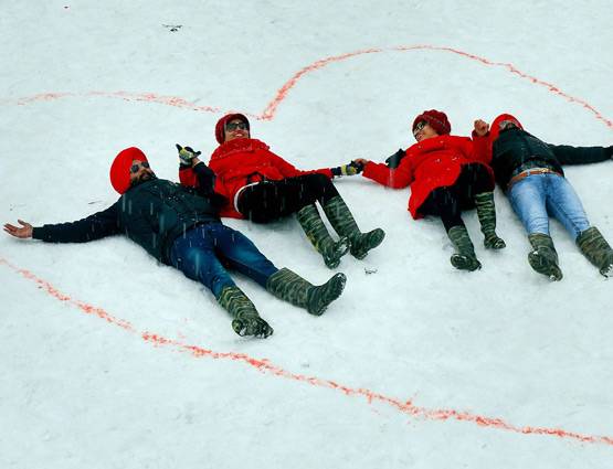 वेलेंटाइन डे पर इस हिन्दू फ्रन्ट ने कराई गधे-कुत्ते की शादी, PICS