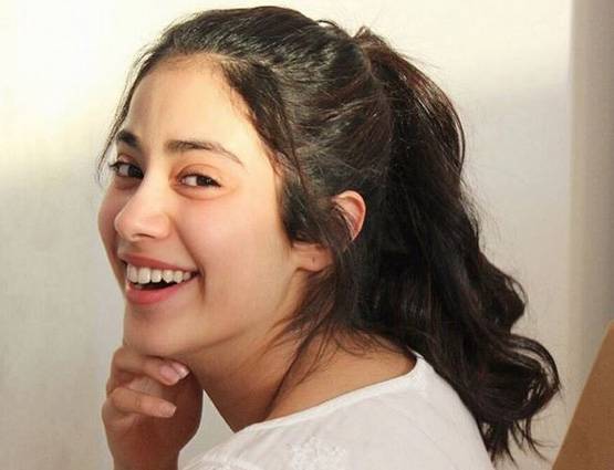 जैसा श्रीदेवी ने प्लान किया था वैसे ही मनेगा जाह्नवी का 21st बर्थडे