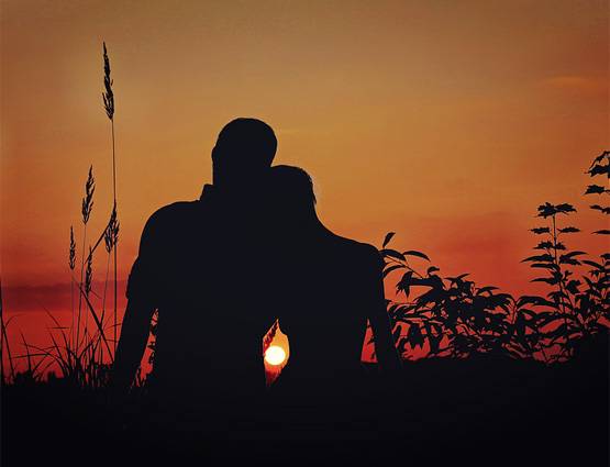 लड़की में हों ये 14 गुण तो शादी में बिल्कुल ना करें देर!