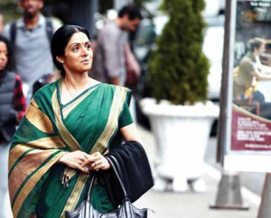 सोशल मीडिया पर मां श्रीदेवी के साथ ऐसे हो रही है जाह्नवी की तुलना