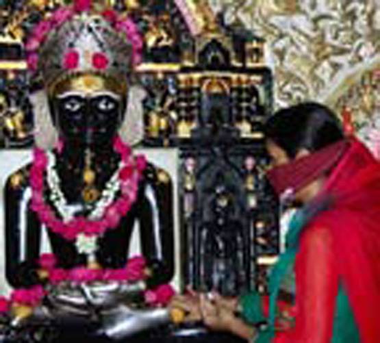 महावीर जयंती: जानें उनके जीवन से जुड़ीं खास बातें