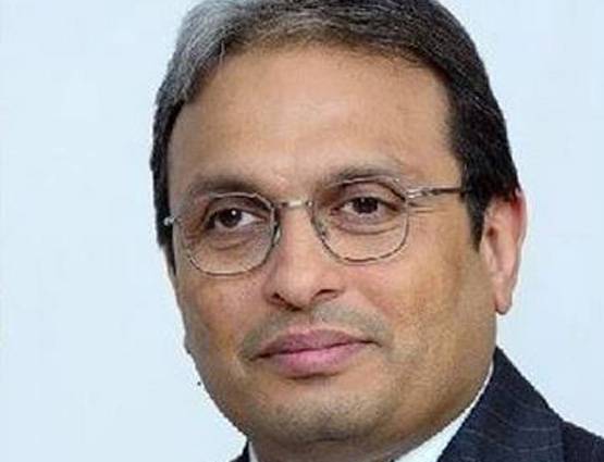 ये हैं अंबानी की मंगेतर श्लोका, जानें कैसा है इनके पिता का 'साम्राज्य'