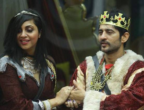 नेशनल टीवी पर हितेन तेजवानी ने दी गालियां, बोले- अर्शी BAD LUCK