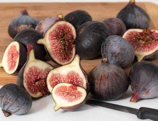 हड्डियों में ताकत भरती हैं ये चीजें, रोज करें सेवन