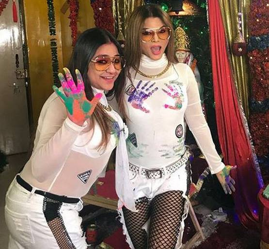 श्रीदेवी के लिए फूट-फूटकर रोई थीं राखी सांवत, ऐसे कम किया गम