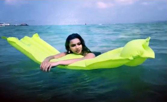 नागिन एक्ट्रेस का अंडमान में हॉलिडे, बीच पर दिखीं इस लुक में