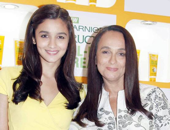 Unseen Photos: 25 साल की हुईं आल‍िया, मां ने शेयर की बचपन की तस्वीरें