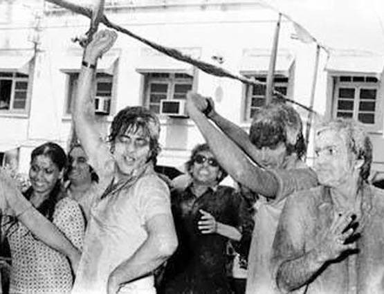 राजकपूर के घर होती थी सबसे मशहूर होली, कभी नहीं आए देव आनंद