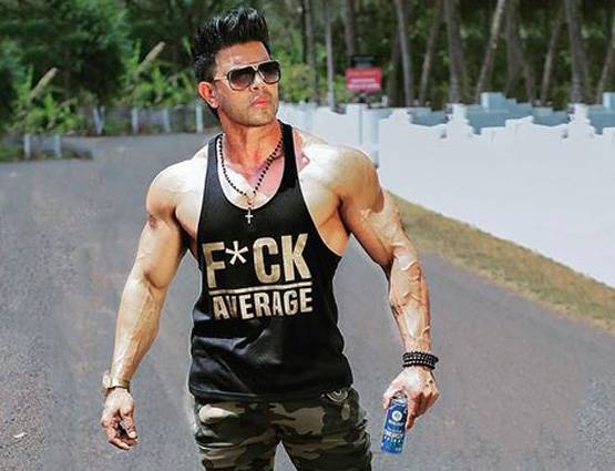 जैकी की पत्नी के साथ जुड़ा था नाम, इस वजह से चर्चा में हैं साहिल