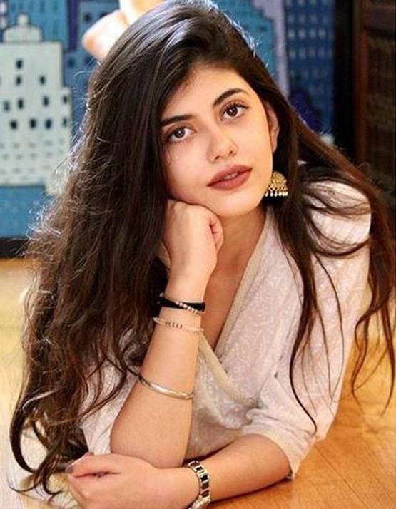 कौन है सुशांत की ये नई हीरोइन? हॉलीवुड मूवी के रीमेक में बनेगी जोड़ी