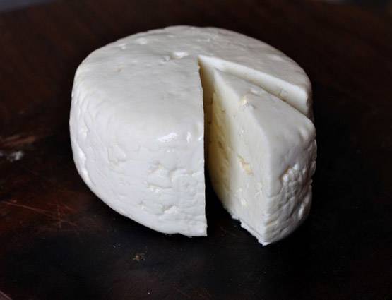 हड्डियों में ताकत भरती हैं ये चीजें, रोज करें सेवन