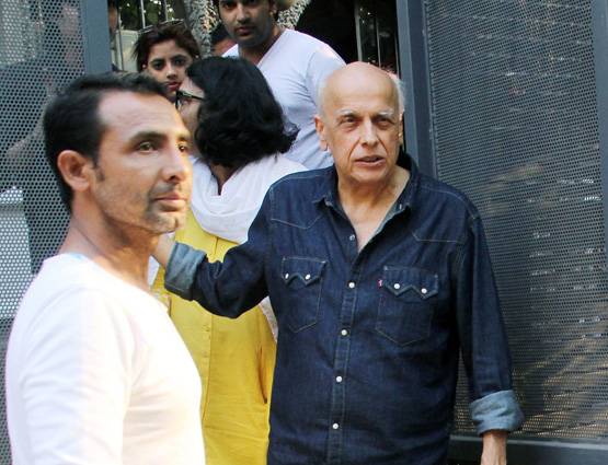 आलिया की कजिन की हुई सगाई, बेटे संग पहुंचे इमरान हाशमी