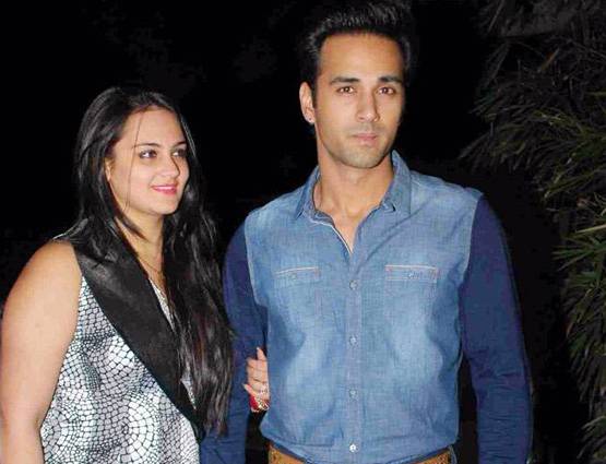 अलग रह रहे पति ने की श्वेता की तारीफ, एक्ट्रेस ने दिया ये जवाब