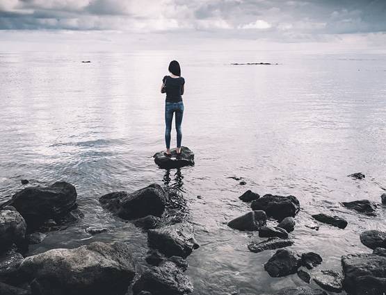 नाम का पहला अक्षर A है तो जानें स्वभाव की खास बातें