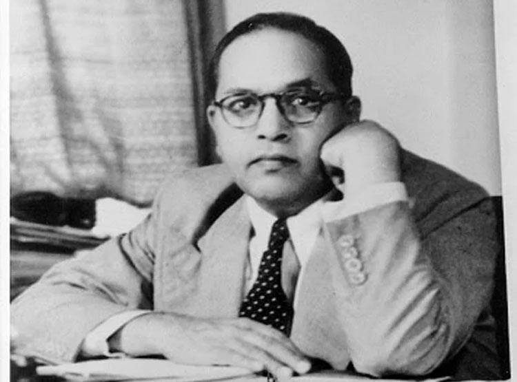 कैसे अम्बावाडे़कर से अंबेडकर हुआ बाबा साहेब का सरनेम ?