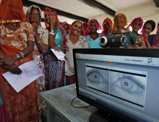 आधार से कब तक लिंक करनी है कौन सी सेवा? 10 जवाबों में समझें