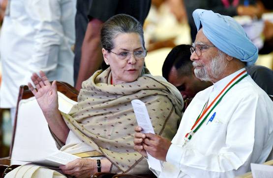 कांग्रेस महाधिवेशन में प्रियंका गांधी भी रहीं सक्रिय, देखें PHOTOS