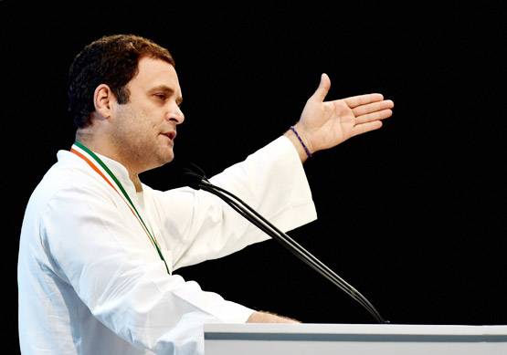 तेवर में राहुल गांधी, देखें: मोदी, शाह और BJP पर कैसे किए हमले