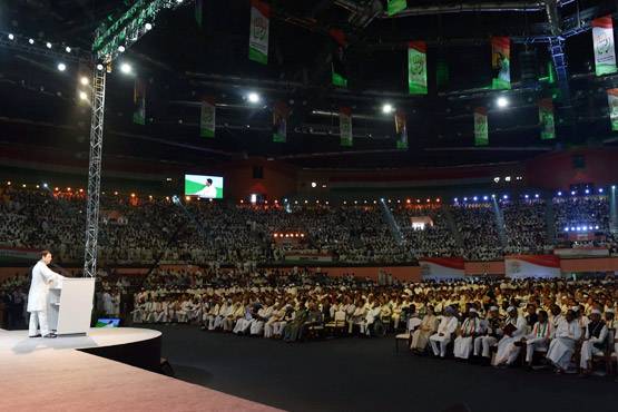 तेवर में राहुल गांधी, देखें: मोदी, शाह और BJP पर कैसे किए हमले