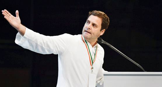 कांग्रेस महाधिवेशन में प्रियंका गांधी भी रहीं सक्रिय, देखें PHOTOS